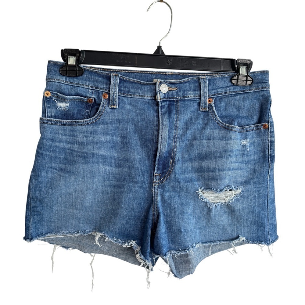 Levi's High Rise Jean Shorts Size 31 Stretch Denim Distressed Bootie 
Beachy